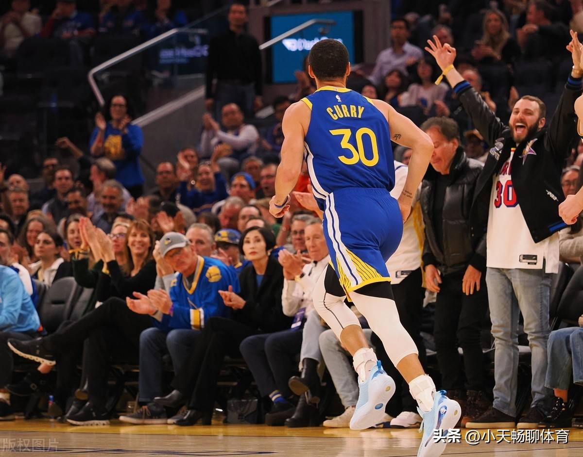 球星表现抢眼，球队逐渐跻身联赛前列