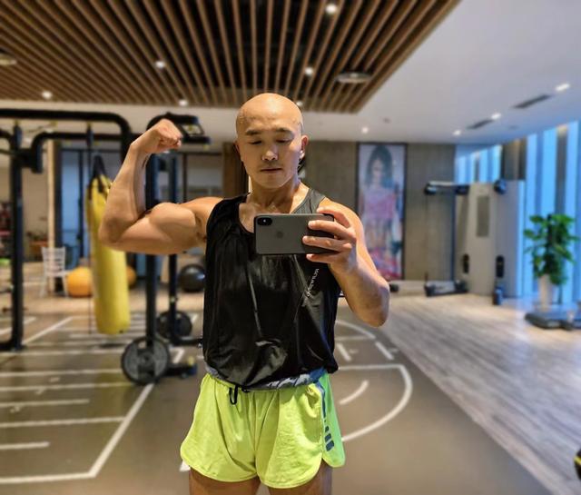 摩洛哥选手在田径比赛中力压群雄的简单介绍