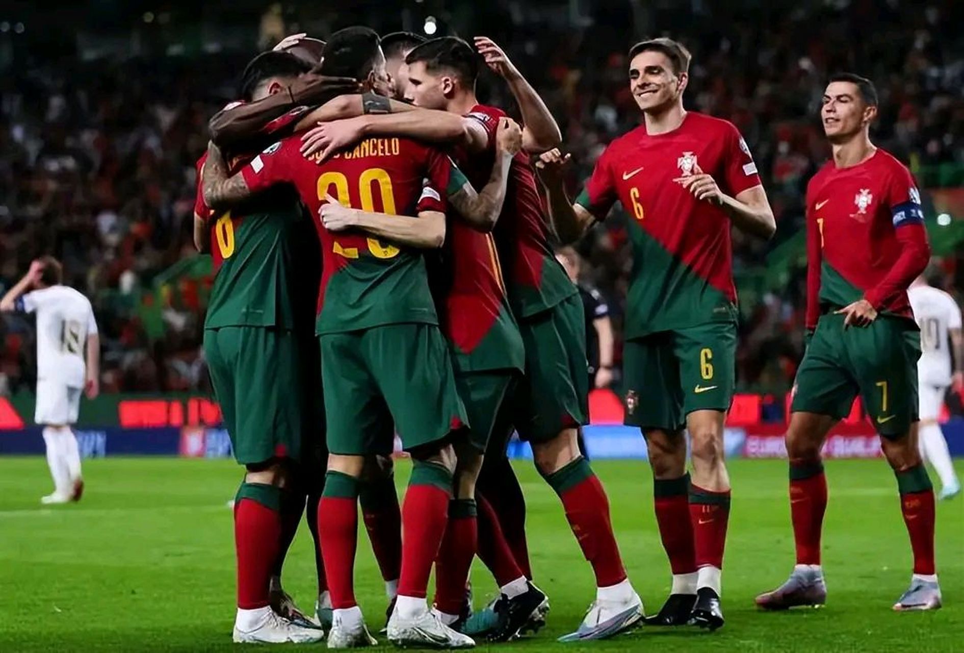 比利时-不敌葡萄牙，欧洲杯预选赛惊现逆转的简单介绍