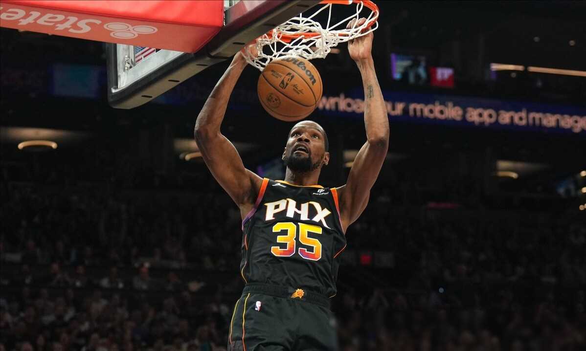 太阳大胜森林狼，布克弗雷德特伯兰操刀