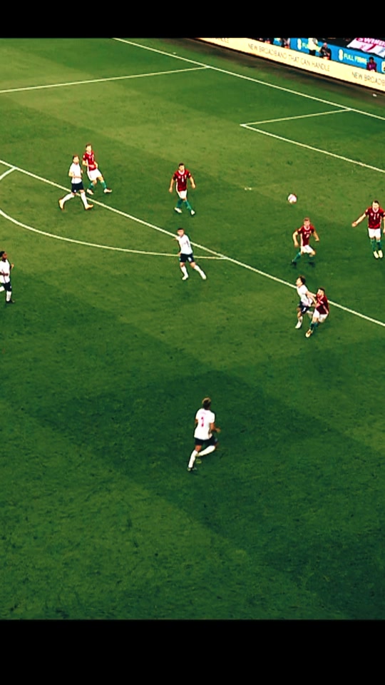 英格兰客场战平匈牙利，晋级压力增大