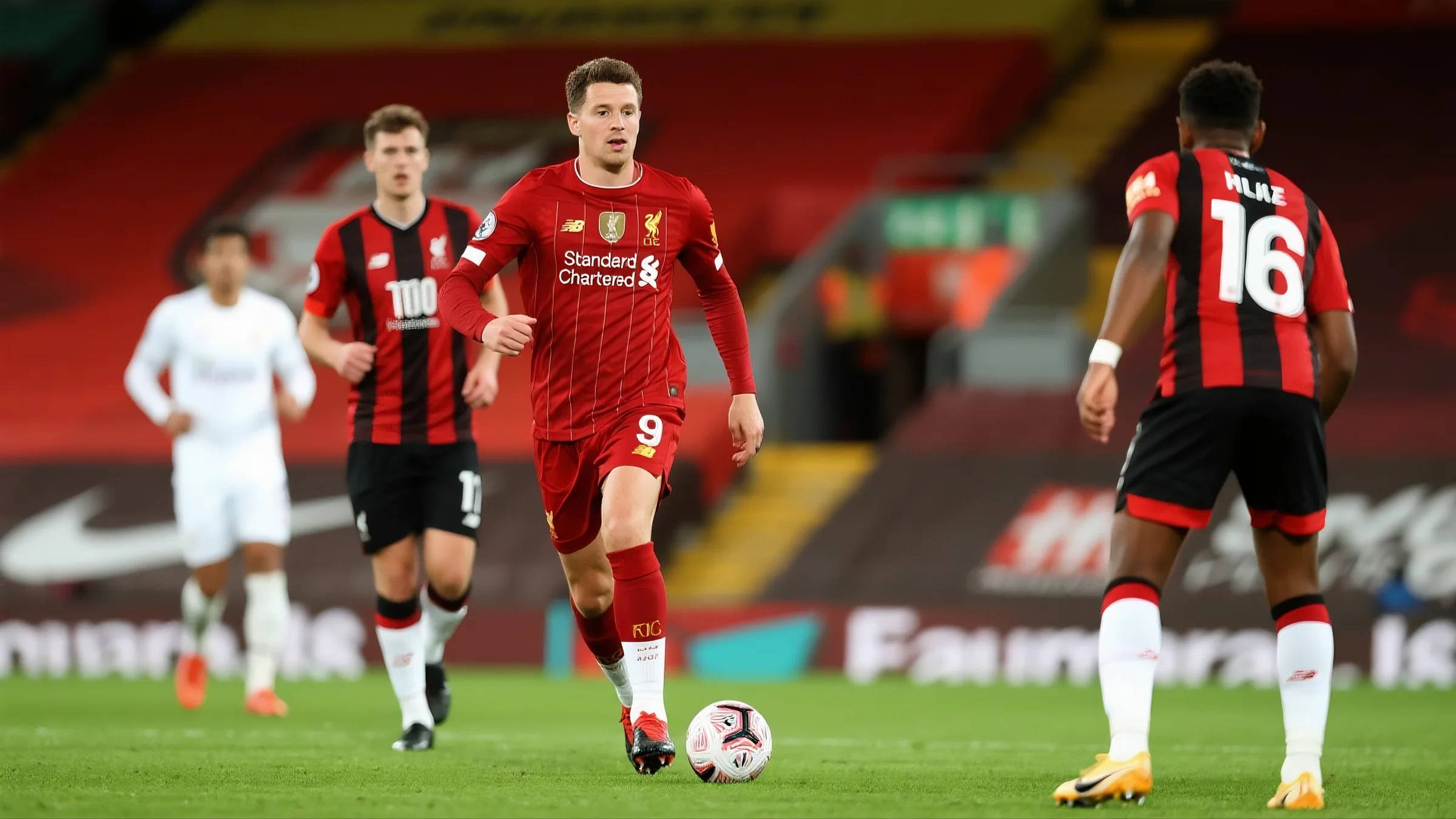 利物浦客场完胜！红军稳坐积分榜榜首