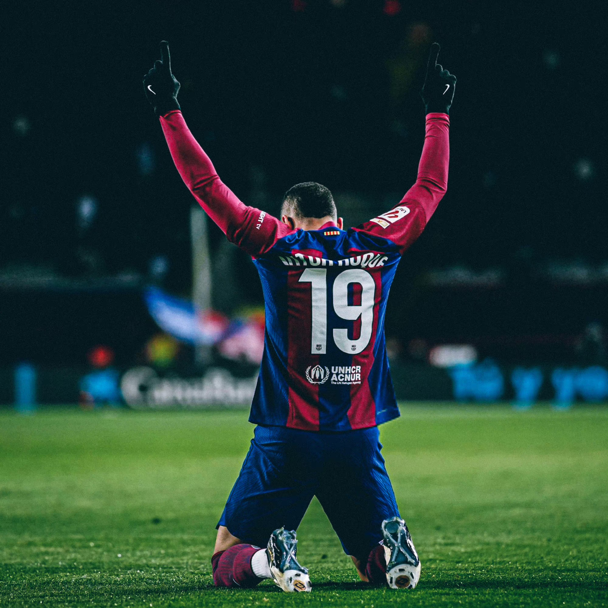 巴西击败西班牙夺得足球胜利