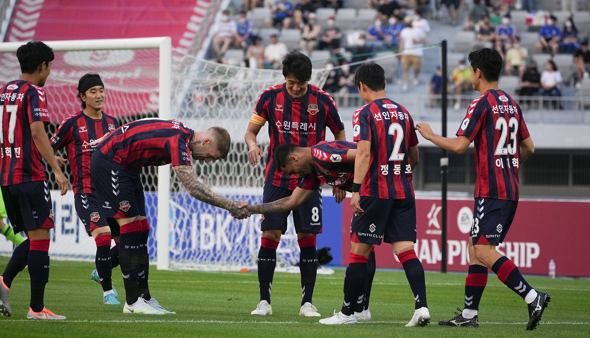 佛罗伦萨客场失分，陷入保级泥潭