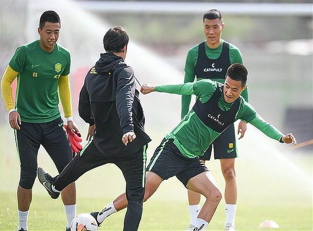 北京国安主场连胜，士气高涨