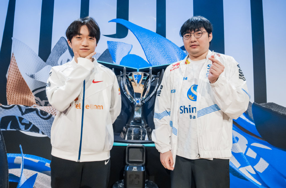 TSM险胜BLG，Deft极限生还后反打焦点之战全球总决赛，让粉丝疯狂欢呼