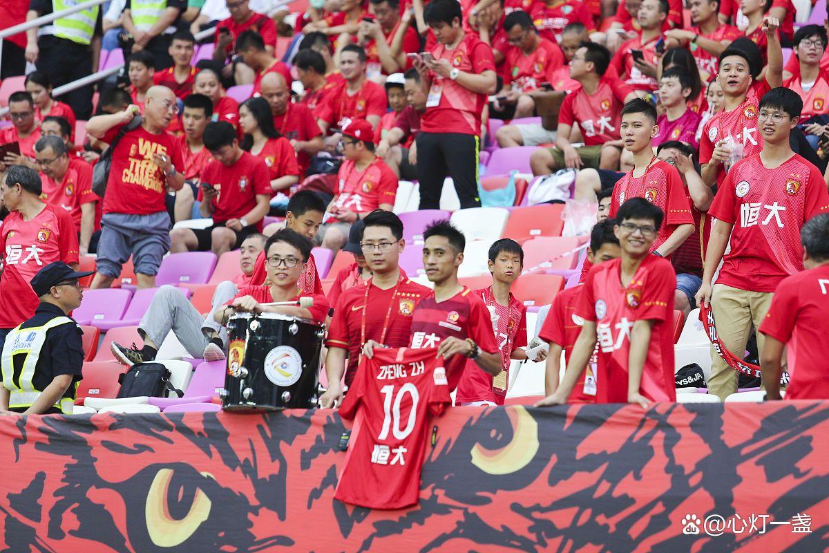 开云体育入口-武磊率领国足英雄联盟擒敌晋级，引发球迷热议