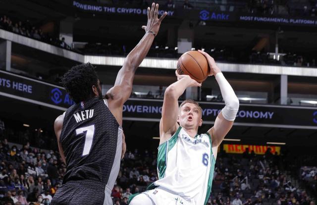 英格兰队逆转瑞典队，波尔高光表现