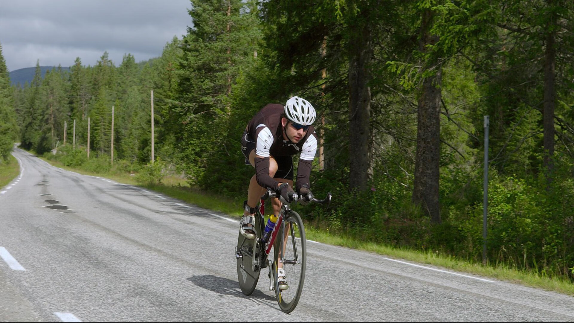 开云APP-亚特兰大的破碎与重建，布雷默生死战封神，威尔士神话就此终结